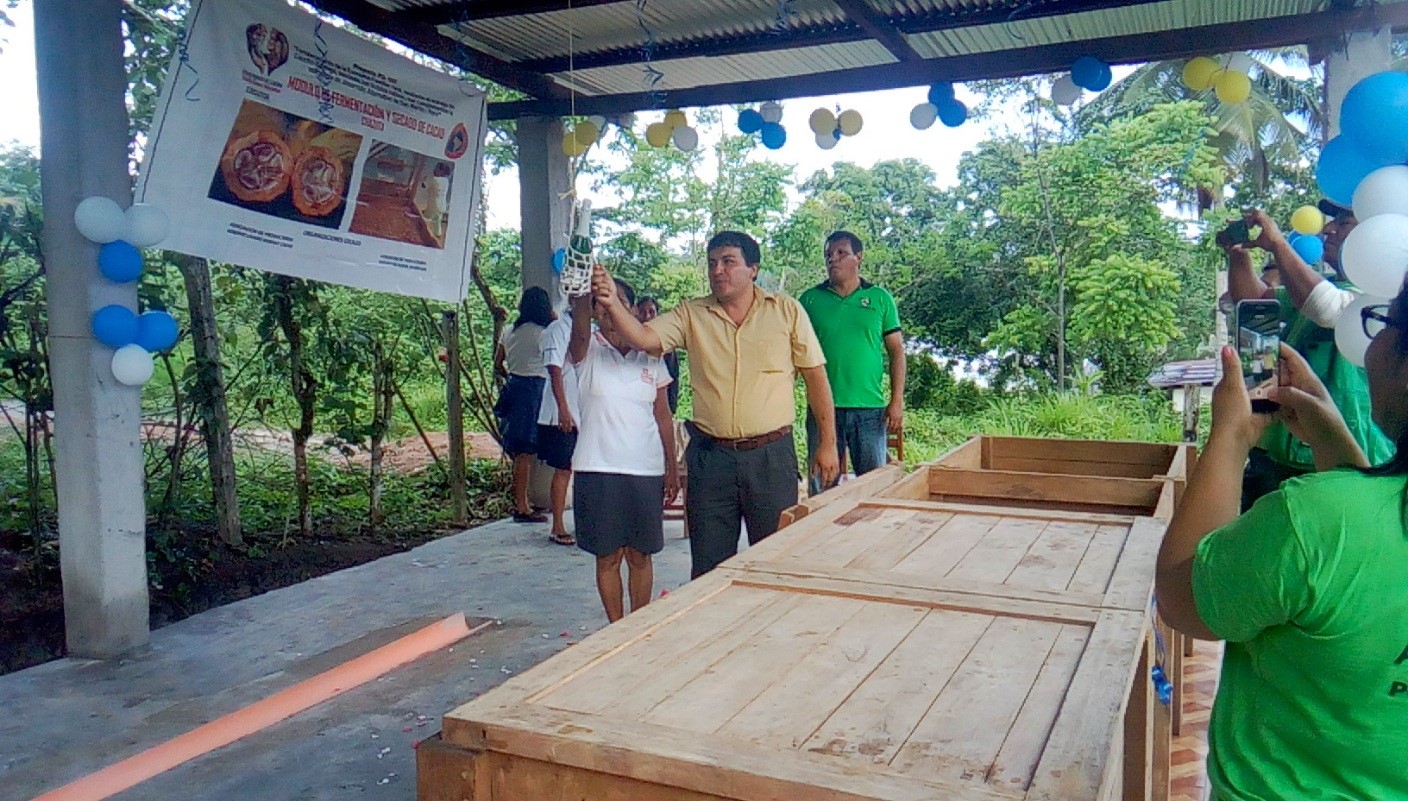 Centro Marìa Elena Moyano, instala Unidad de fermentación de Cacao, de la Asociaciòn de Mujeres emprendedoras Misky Cacao en el distrito de Chazuta- San Martìn